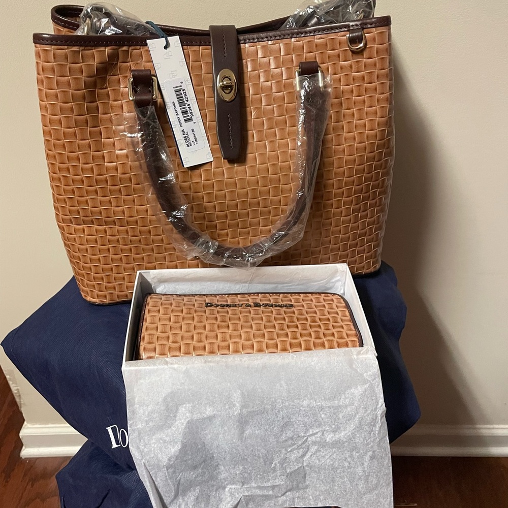 Dooney & Bourke Perry Satchel